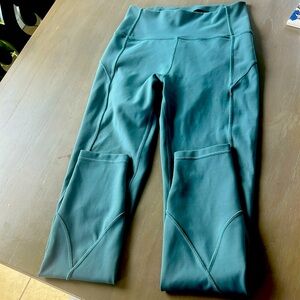 Lululemon green workout pants.
